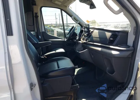 2021 Ford Transit-250 z USA, uszkodzony, nr VIN 1FTBR1C83MKA88607